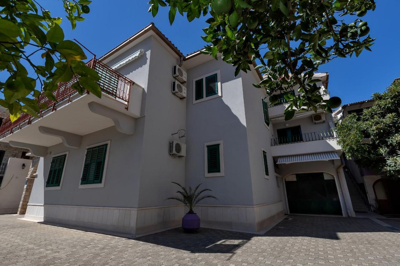 Apartments Carmen Makarska Ngoại thất bức ảnh