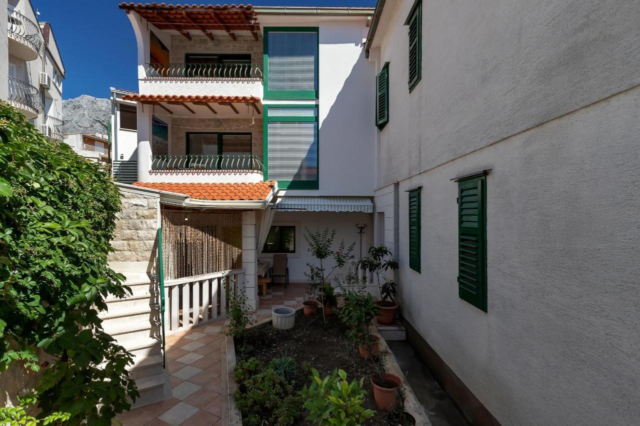 Apartments Carmen Makarska Ngoại thất bức ảnh