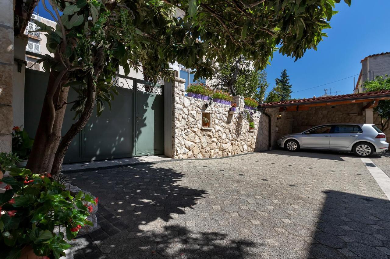 Apartments Carmen Makarska Ngoại thất bức ảnh